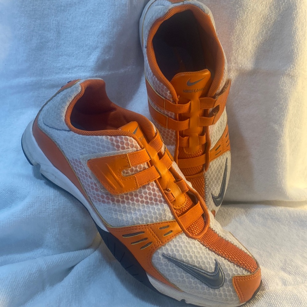 Women’s sneakers